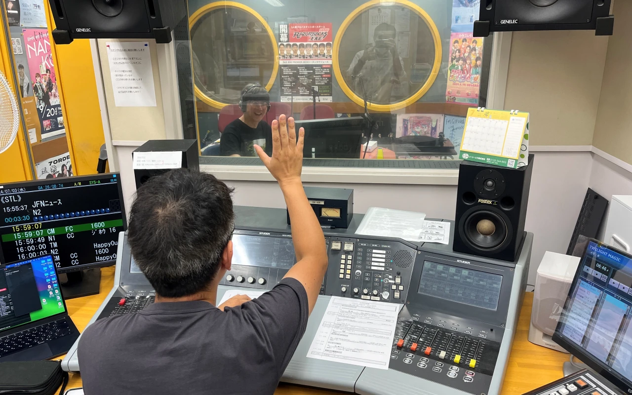 ラジオ局の仕事