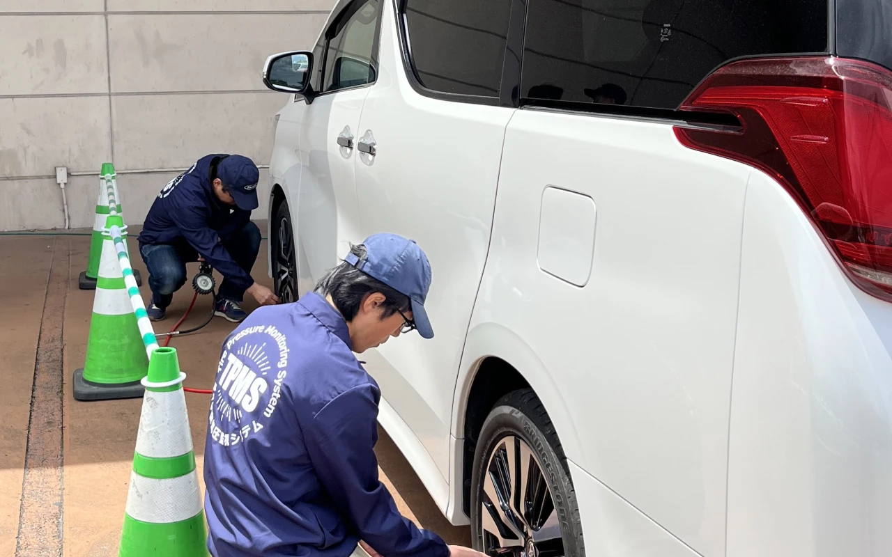 タイヤ空気圧計測の仕事